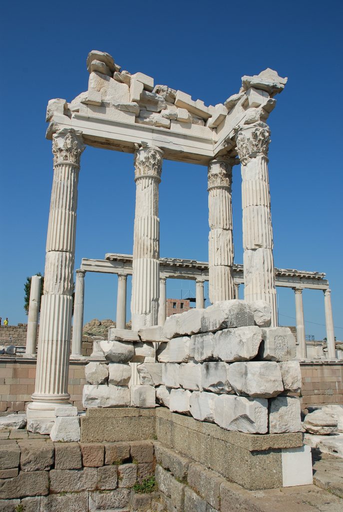 Pergamon Traianus Tapınağı